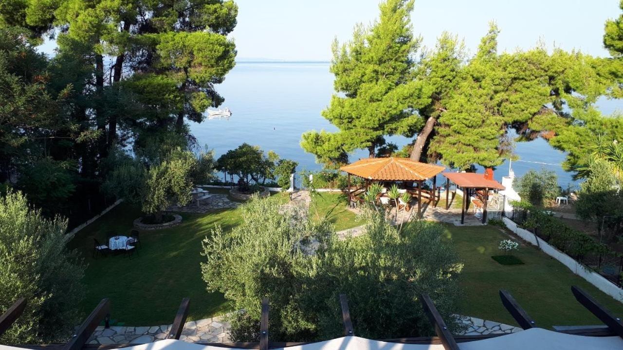 Ca' del mare Villa Kalogria  Exterior foto