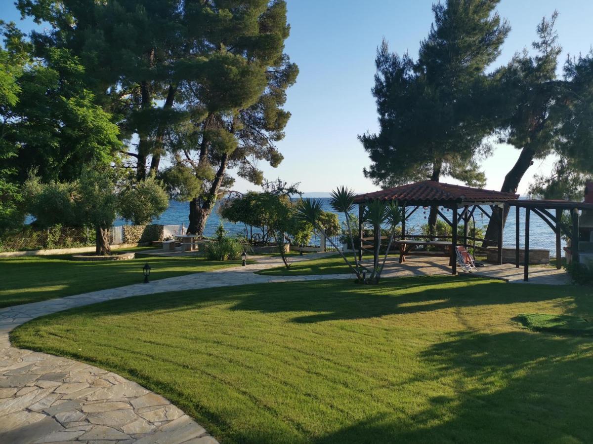 Ca' del mare Villa Kalogria  Exterior foto